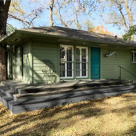 The Chaska House & Cottages-3